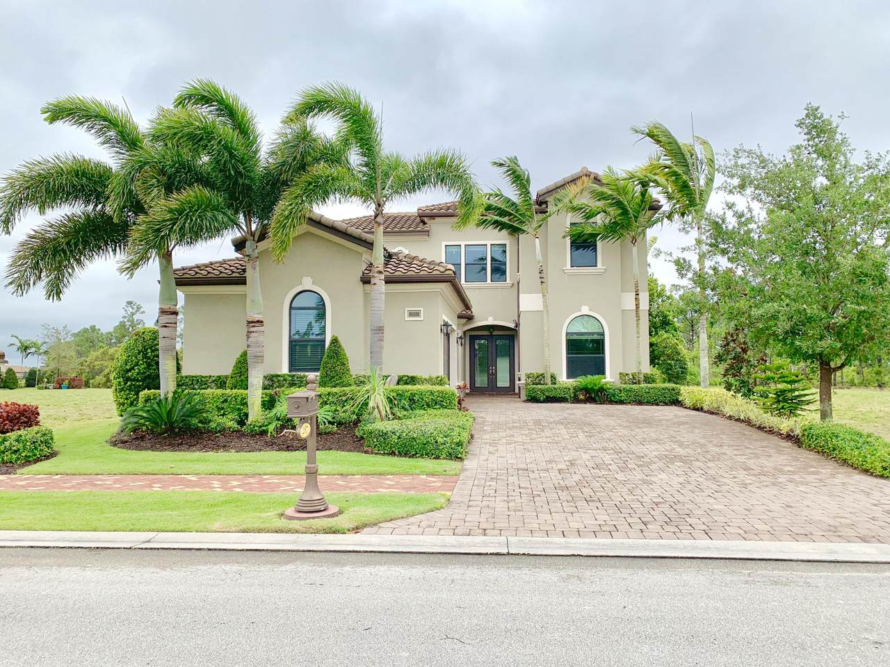 287 Calmo Circle - Photo 1