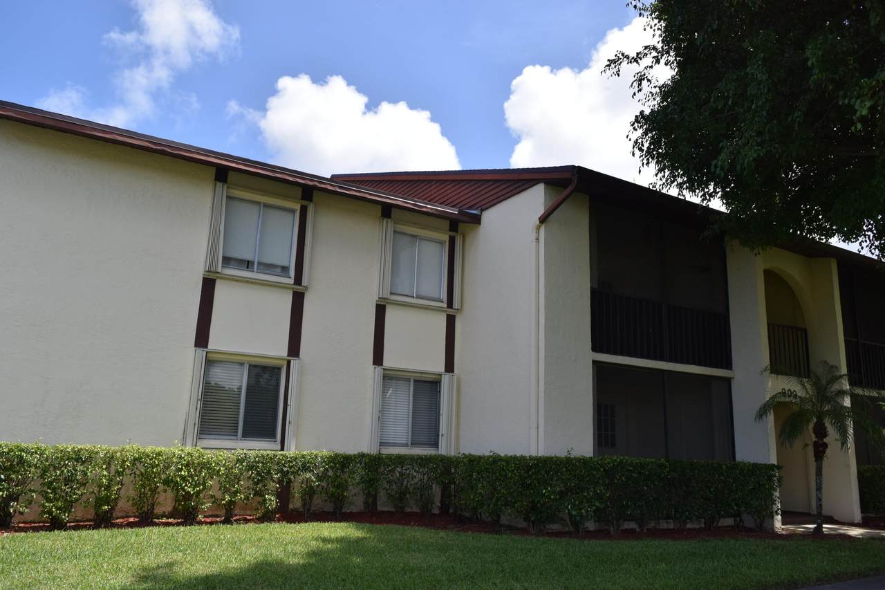 4988 Sable Pine Circle - Photo 1