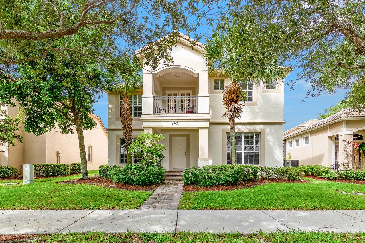 8421 Alister Boulevard - Photo 1