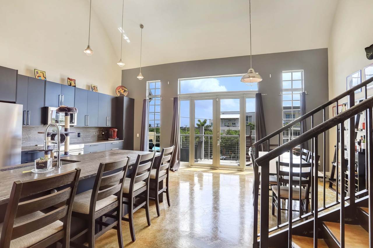 185 4th Avenue - Photo 1
