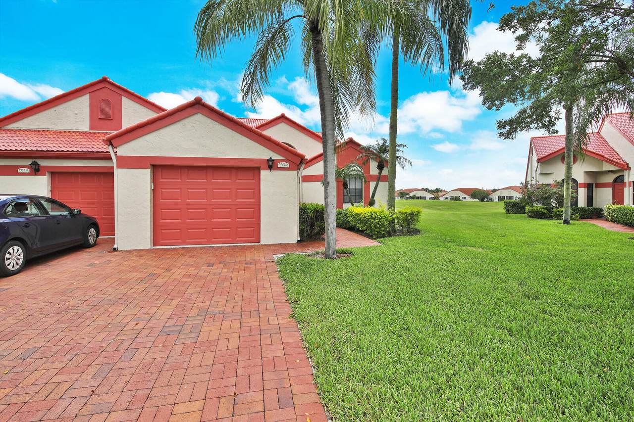 7752 Lexington Club Boulevard - Photo 1