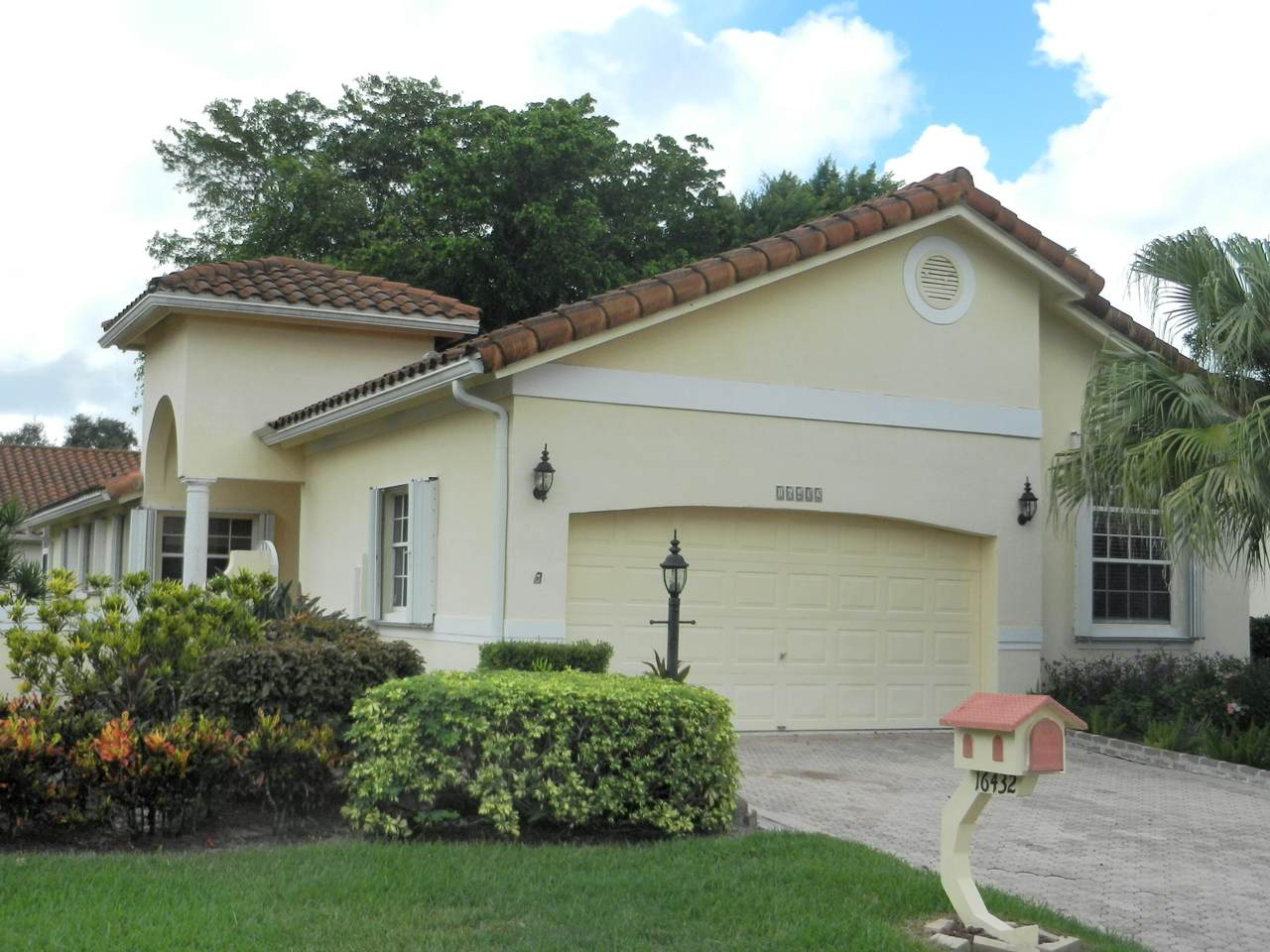 16432 Del Palacio Court - Photo 1