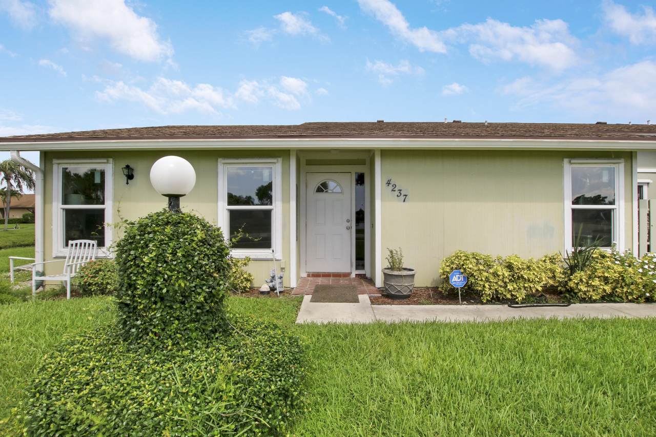 4237 Willow Pond Circle - Photo 1