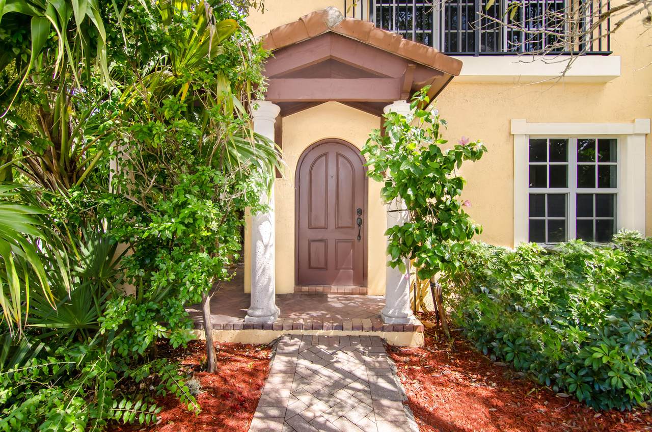 531 Federal Highway - Photo 1