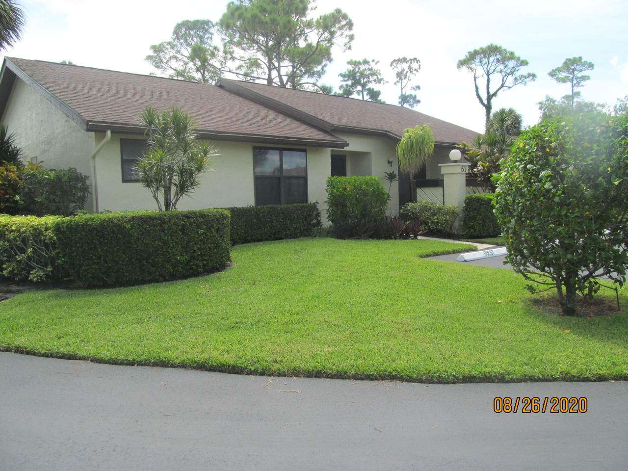 61 Macadamia Court - Photo 1