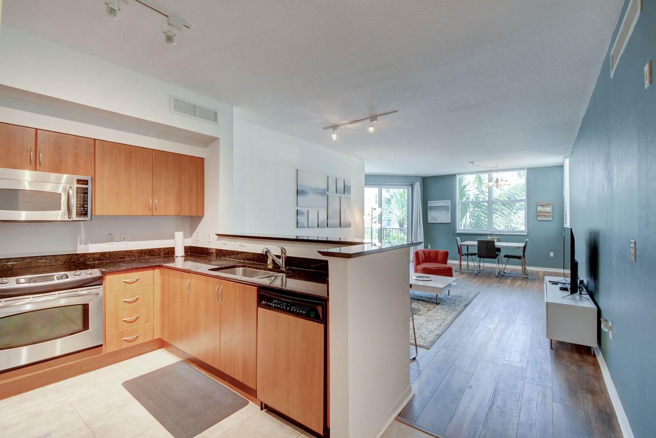 804 Windward Way - Photo 1