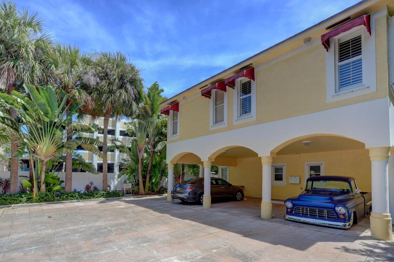 1946 2nd Street - Photo 1