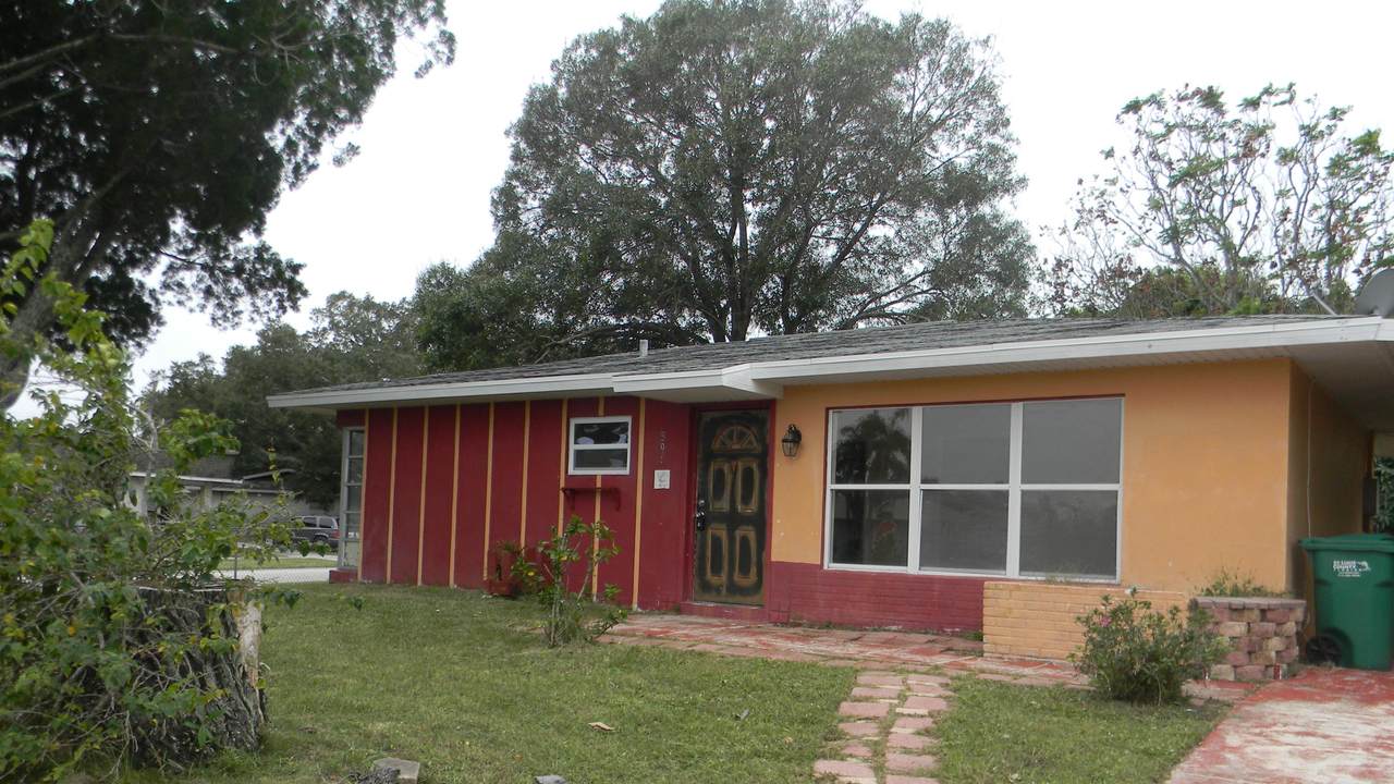891 Solaz Avenue - Photo 1