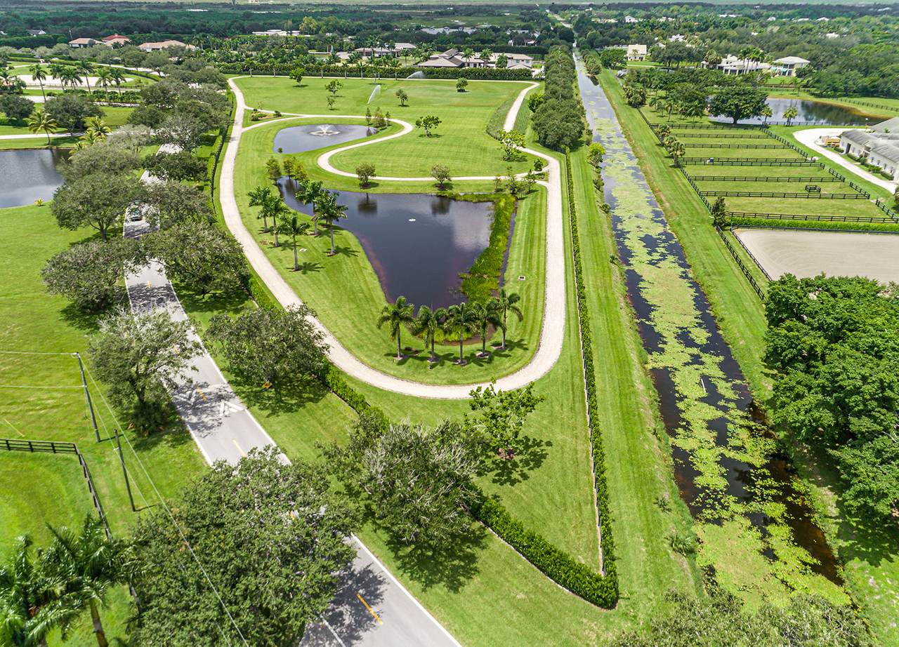 3213 Palm Beach Point Boulevard - Photo 1
