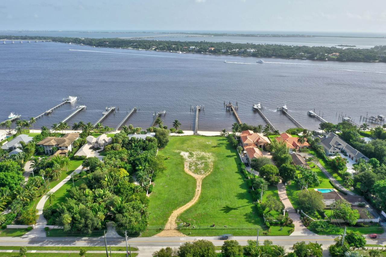 2055 Saint Lucie Boulevard - Photo 1