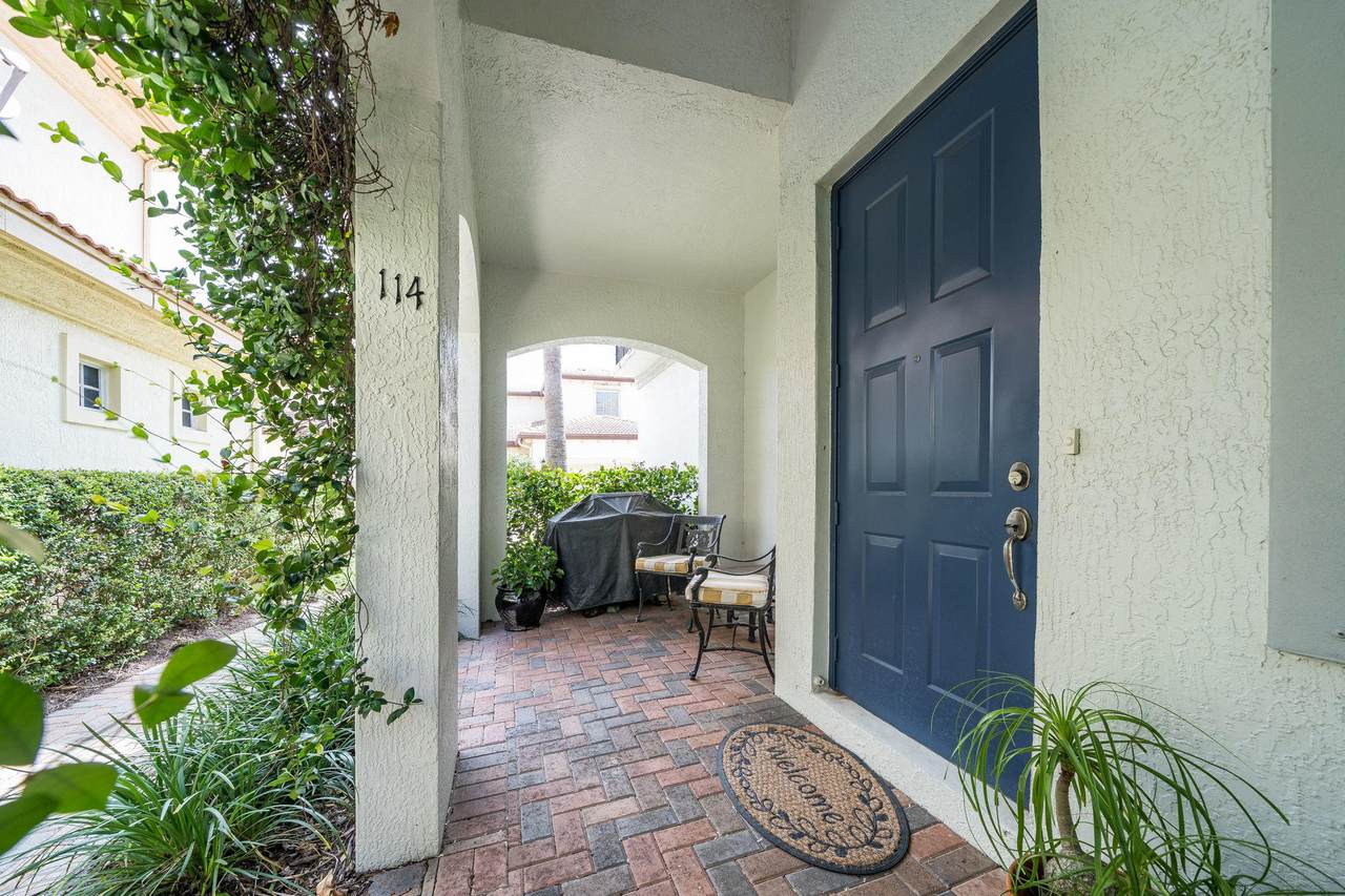 114 Evergrene Parkway - Photo 1