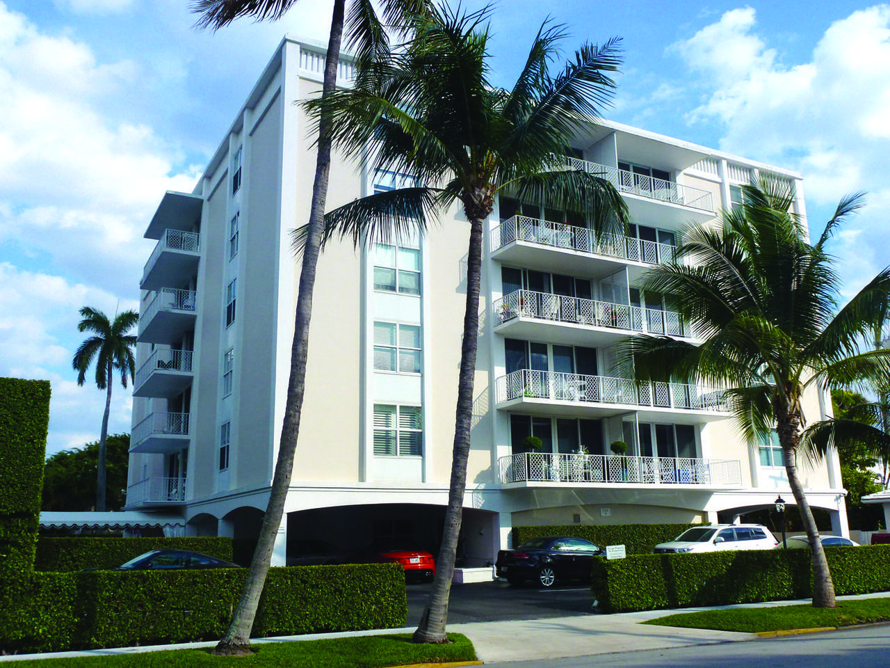 354 Chilean Avenue - Photo 1
