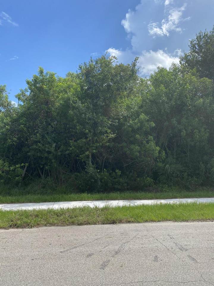 5284 S Delwood Drive - Photo 1