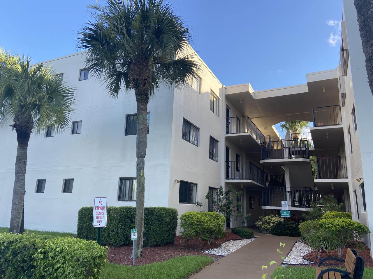 5100 Las Verdes Circle - Photo 1