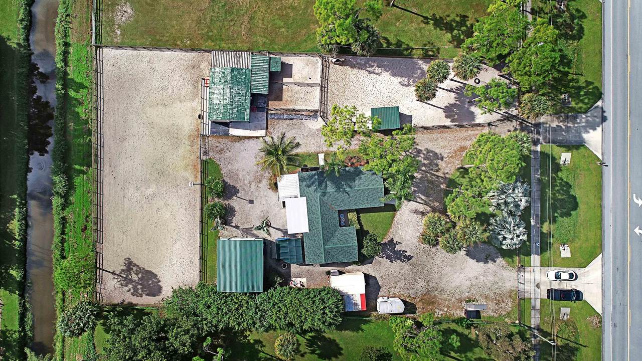 11096 60th Street - Photo 1