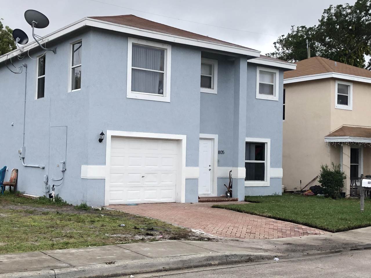 805 Latona Avenue - Photo 1