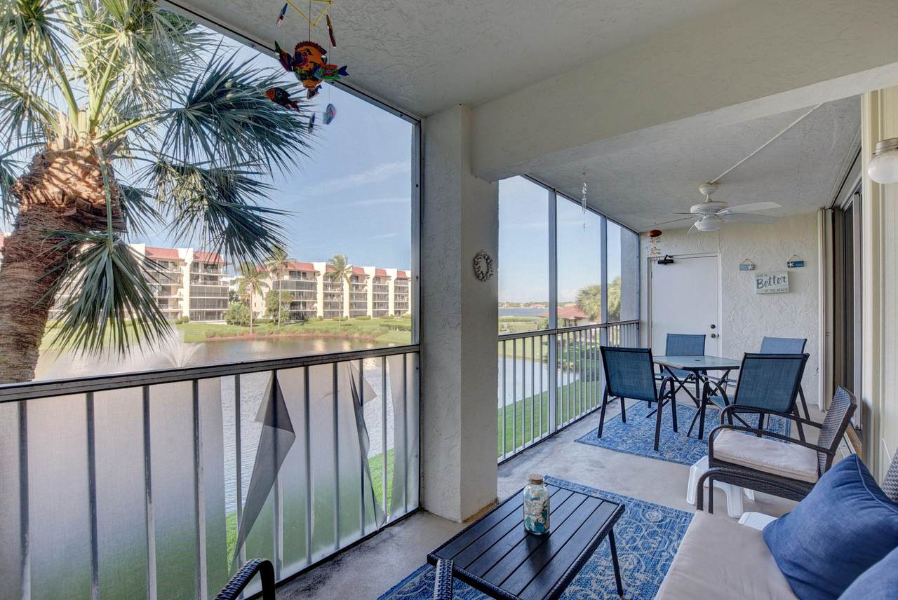 108 Half Moon Circle - Photo 1
