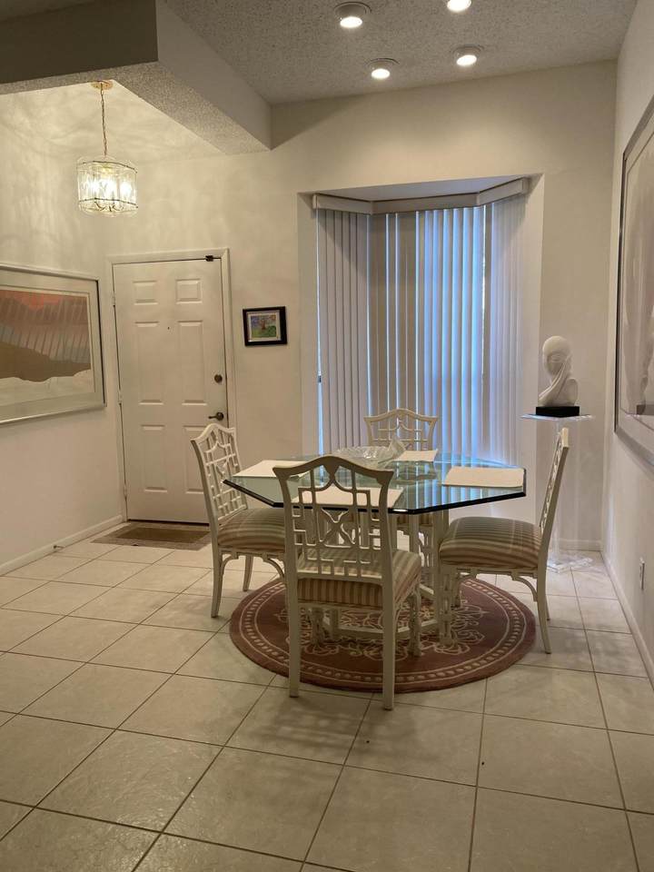 7472 La Paz Boulevard - Photo 1