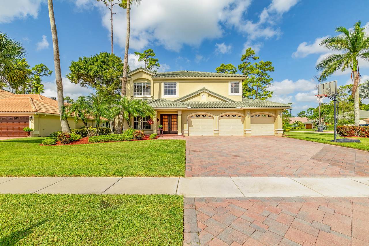 491 Cypress Crossing - Photo 1