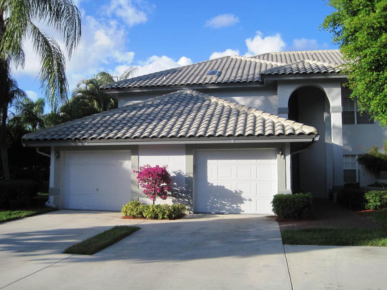 11706 Briarwood Circle - Photo 1