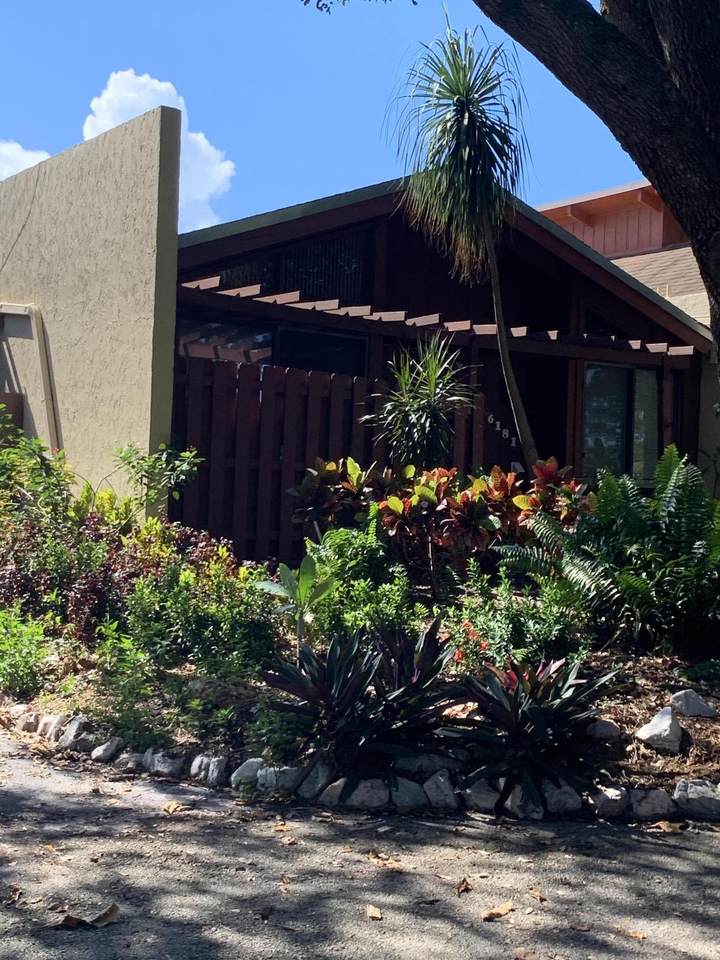 6171 34th Way - Photo 1