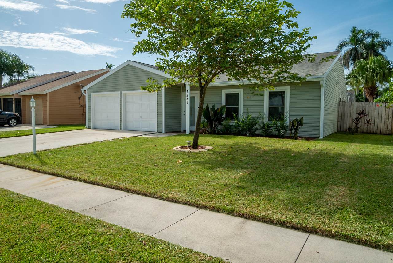7838 Elwood Drive - Photo 1