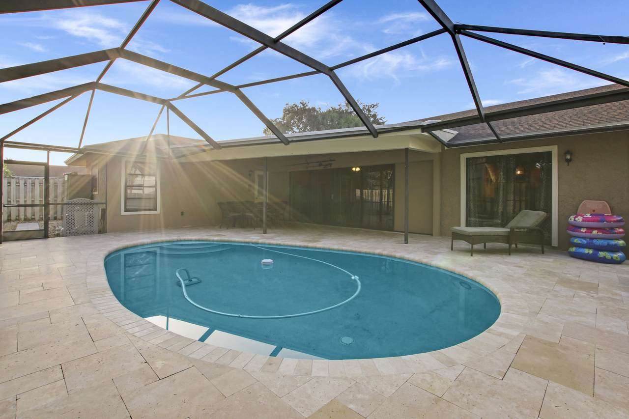 1110 Rainwood Circle - Photo 1