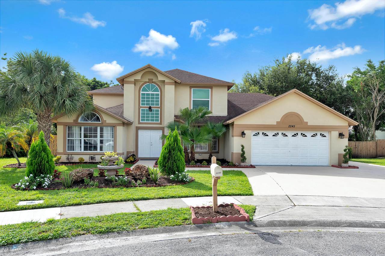 2245 Amesbury Court - Photo 1