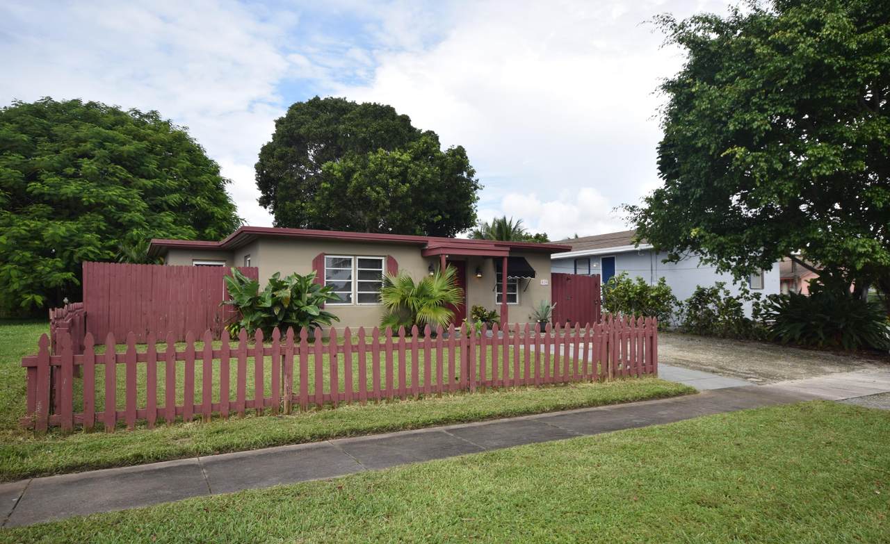 618 2nd Avenue - Photo 1
