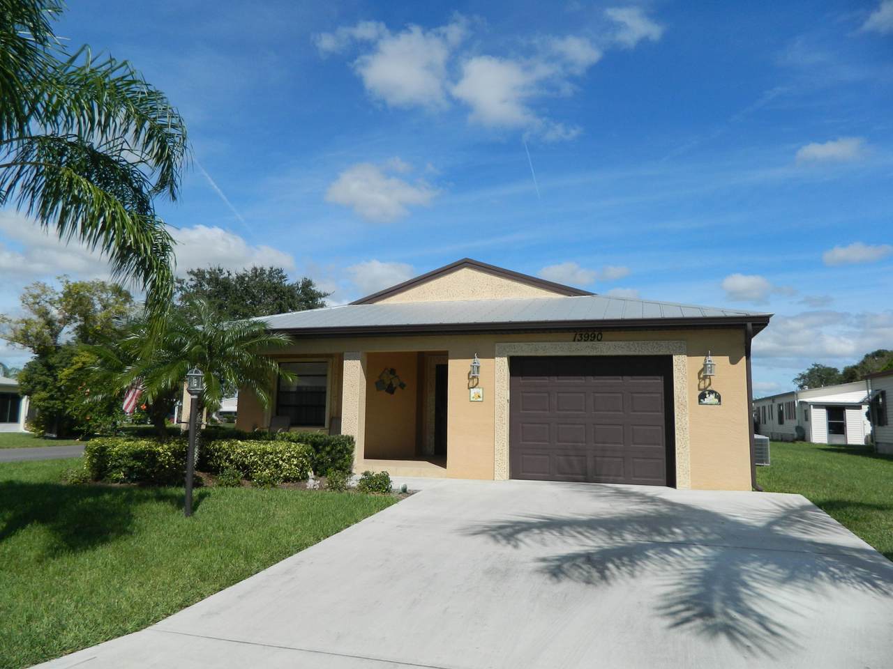 10 El Greco Lane - Photo 1
