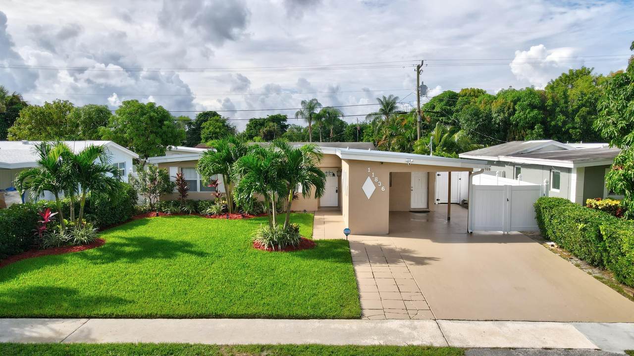 11836 Oleander Drive - Photo 1