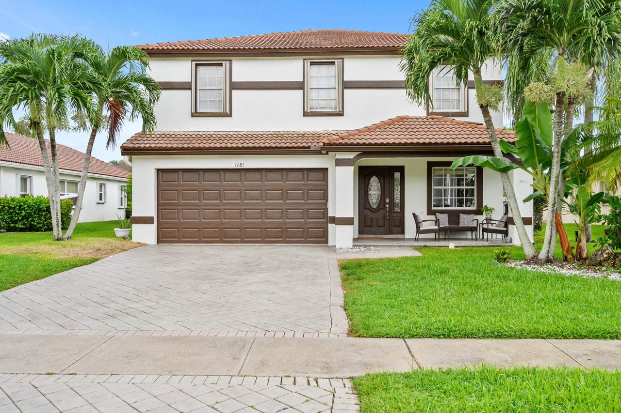 11185 Grandview Manor - Photo 1