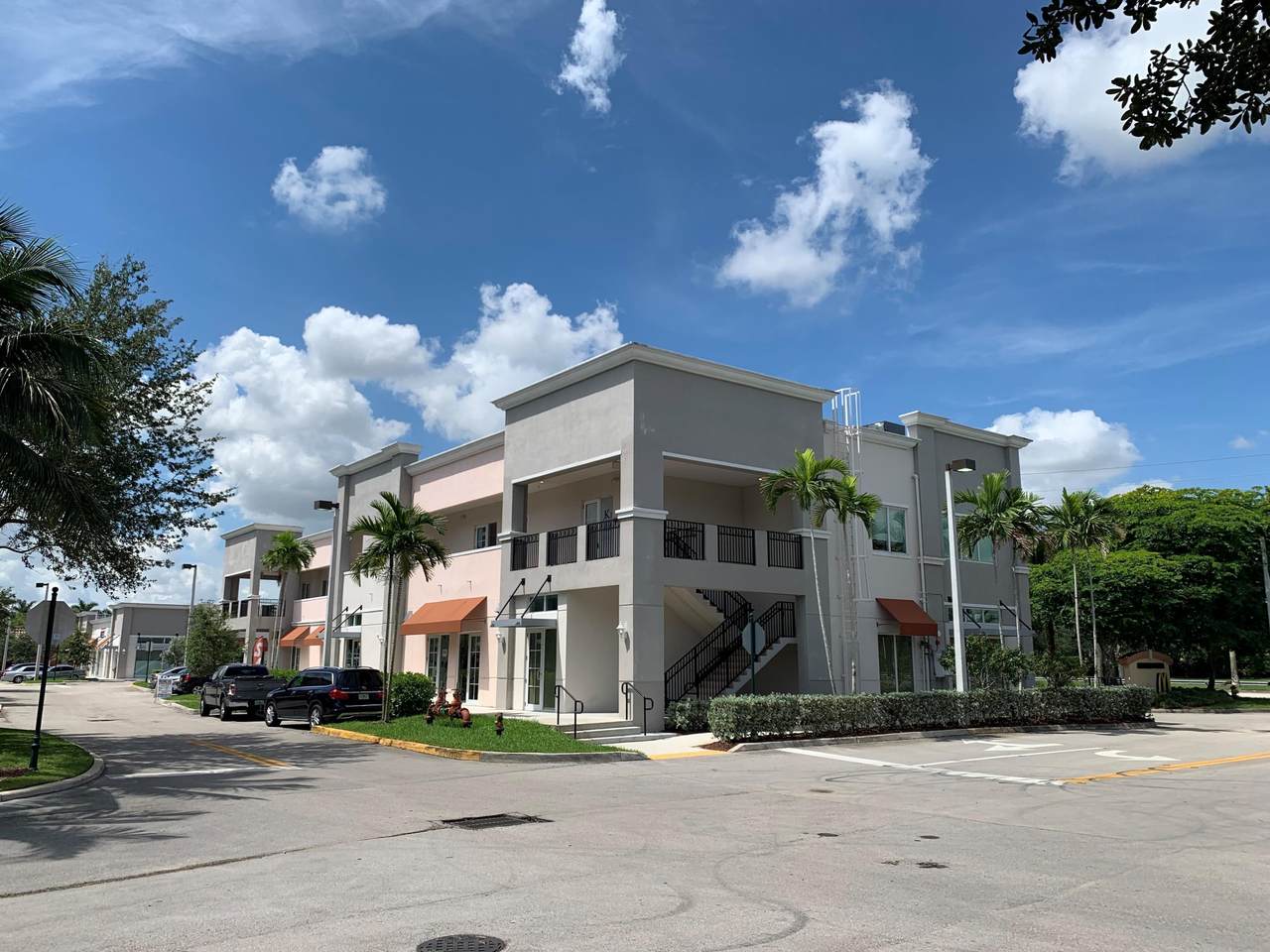 2201 Palm Avenue - Photo 1