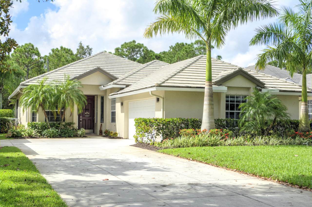 9425 Poinciana Court - Photo 1