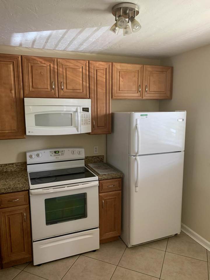 6748 Palmetto Circle - Photo 1