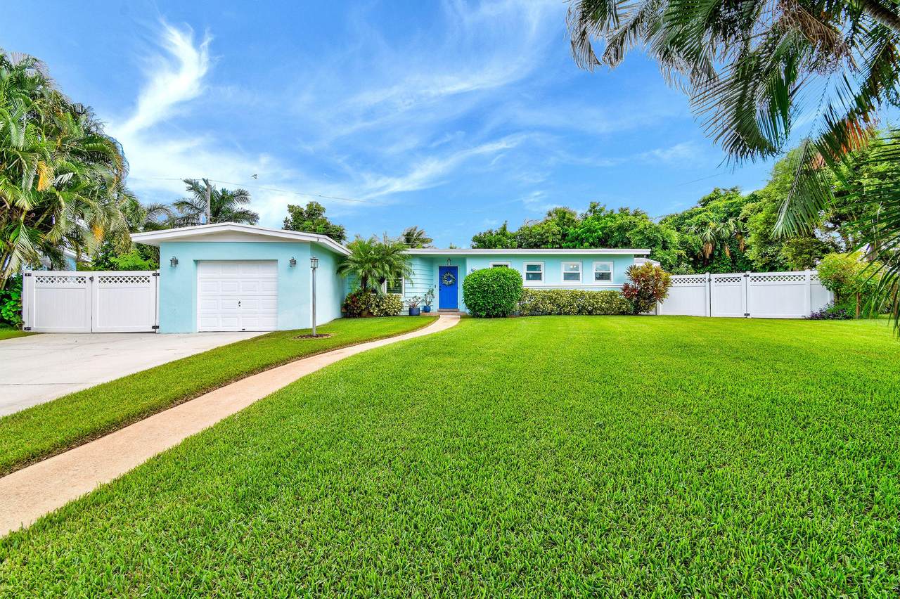 408 Gull Court - Photo 1