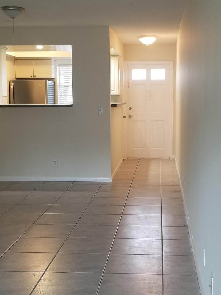 120 Lehane Terrace - Photo 1