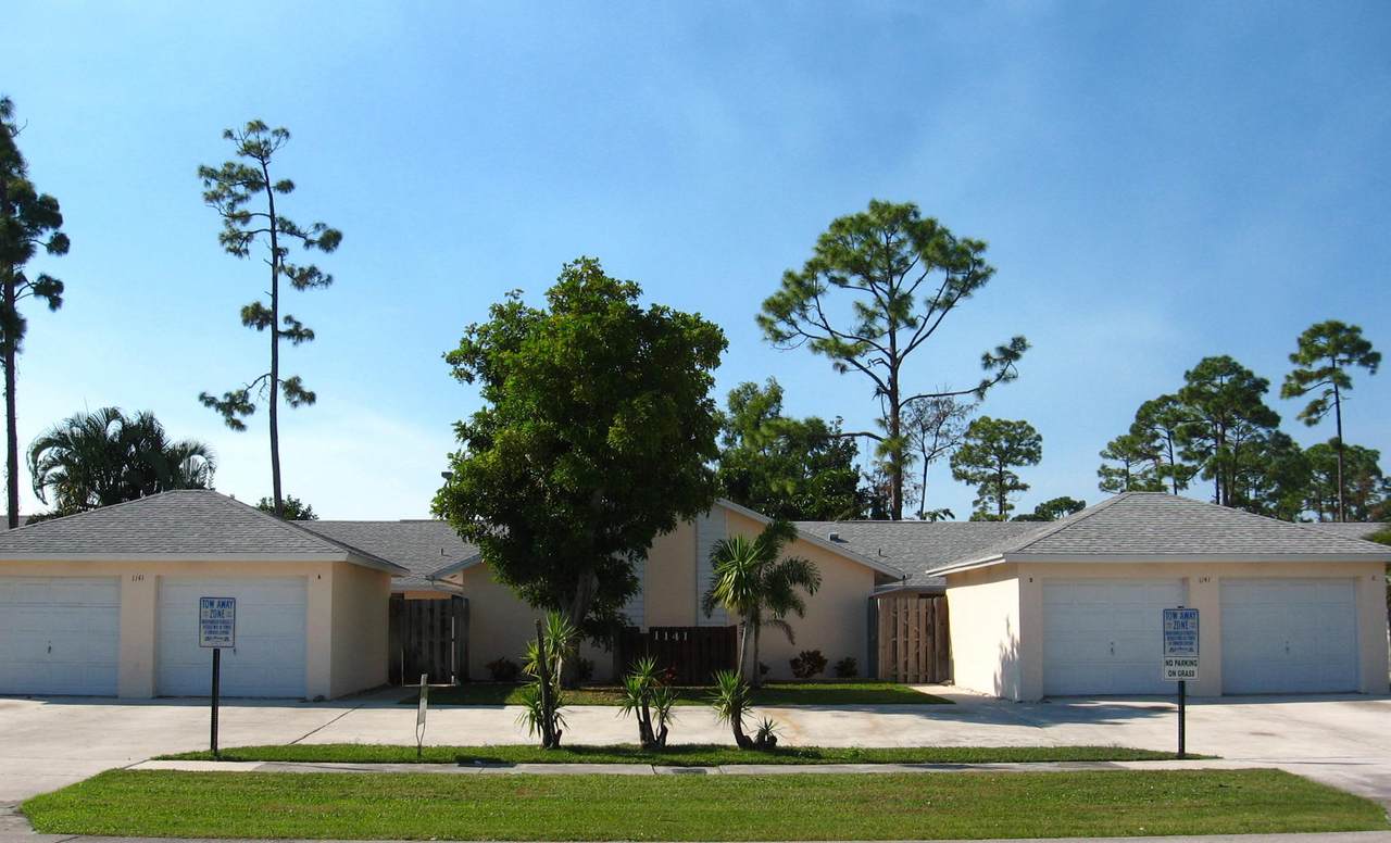 1123 Hyacinth Place - Photo 1