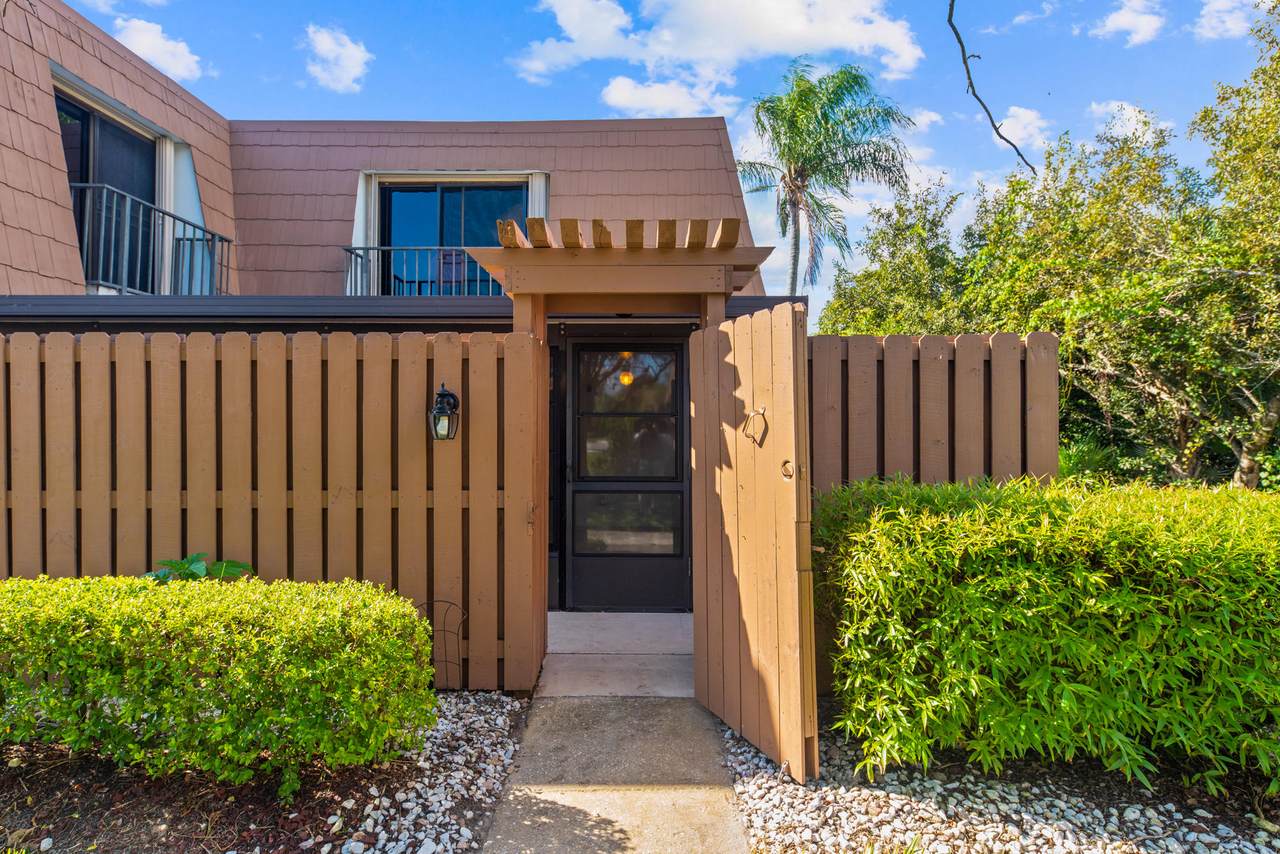 5674 Riverboat Drive - Photo 1