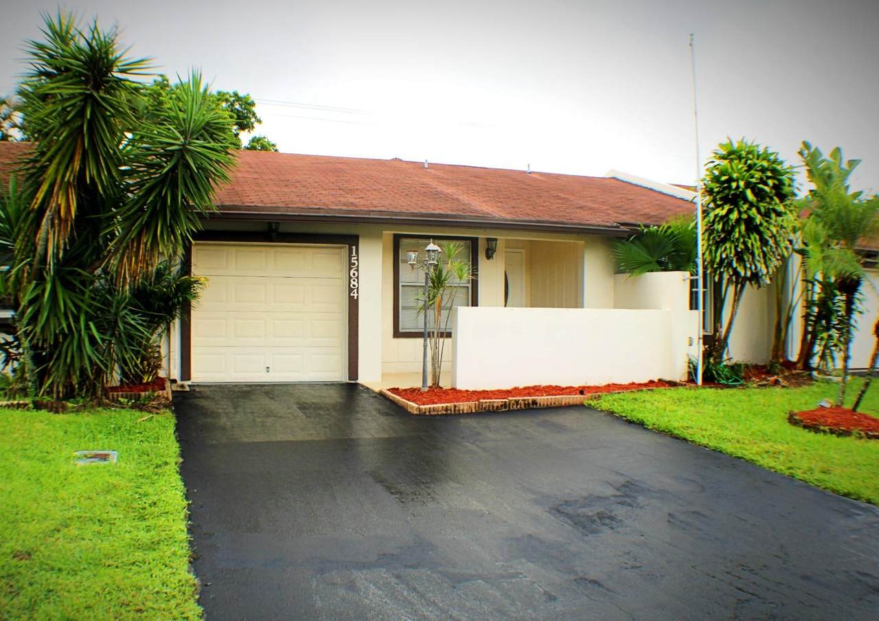 15684 Bottlebrush Circle - Photo 1