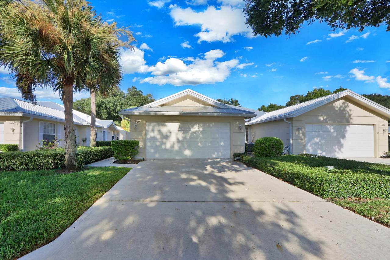 1669 Waterfall Boulevard - Photo 1