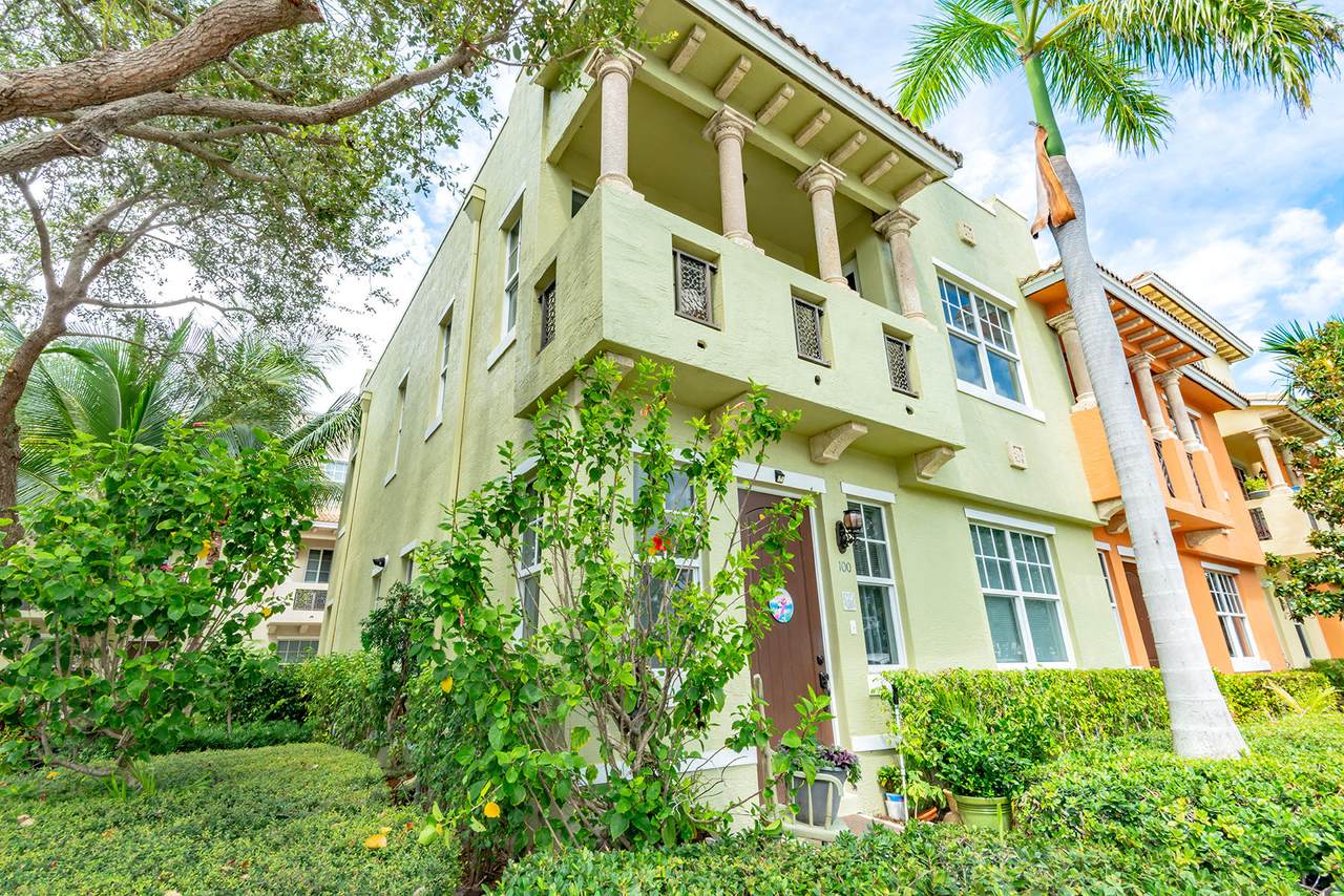 219 L Street - Photo 1