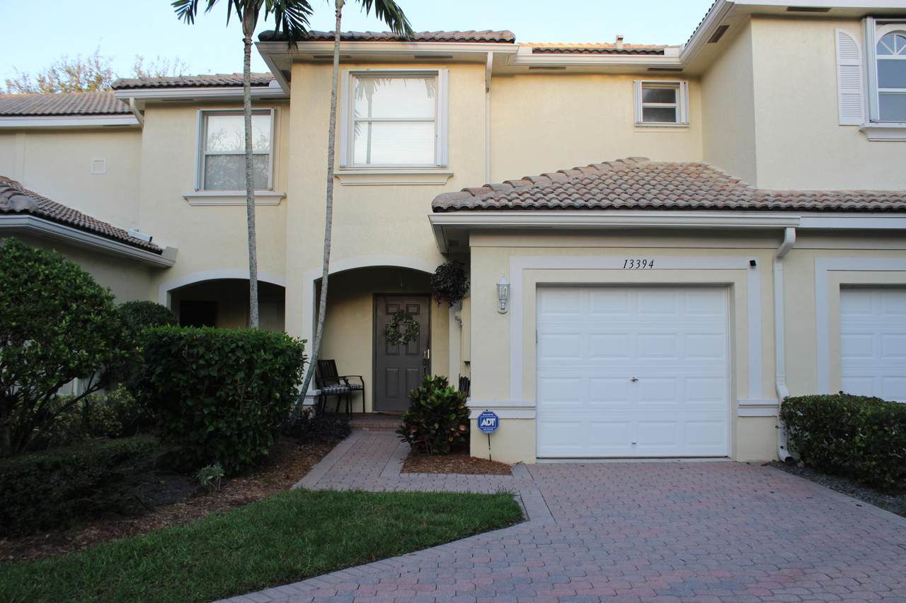 13394 Georgian Court - Photo 1