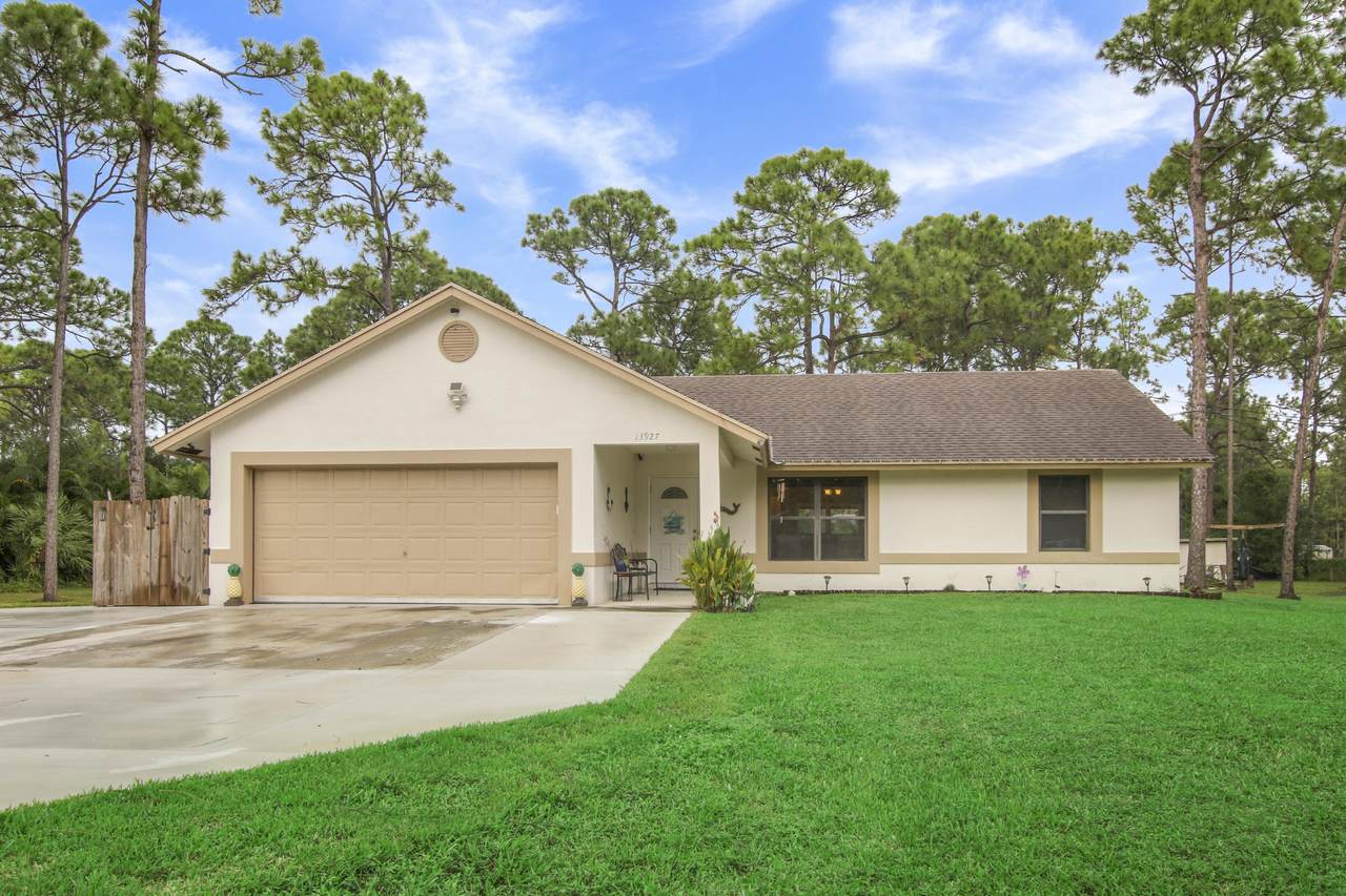 13927 73rd Street - Photo 1