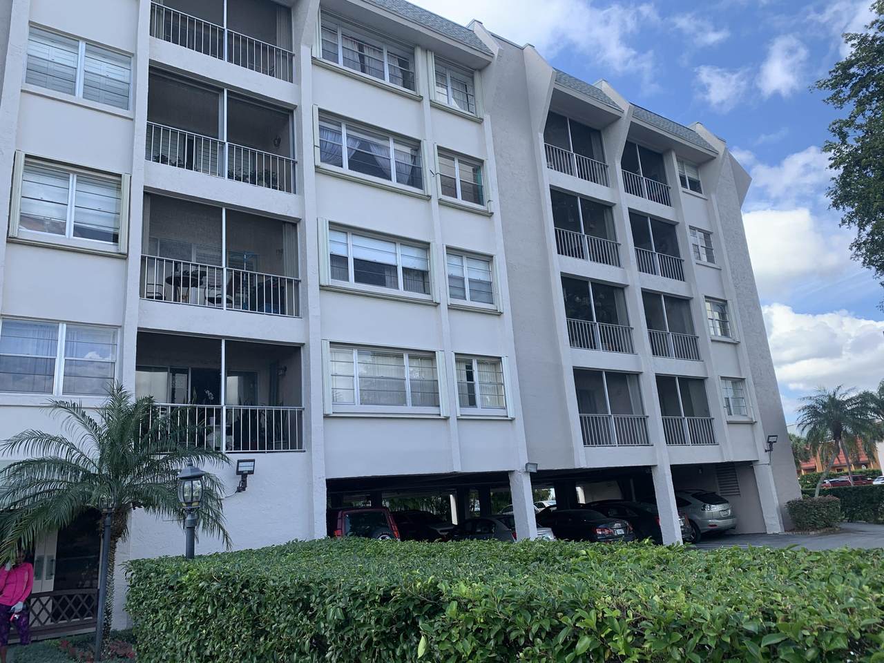 505 Spencer Drive - Photo 1