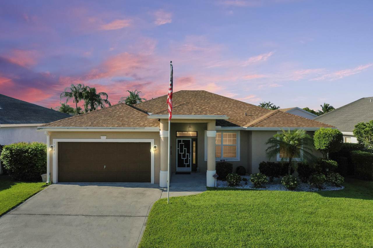 1229 Baycourt Isle - Photo 1