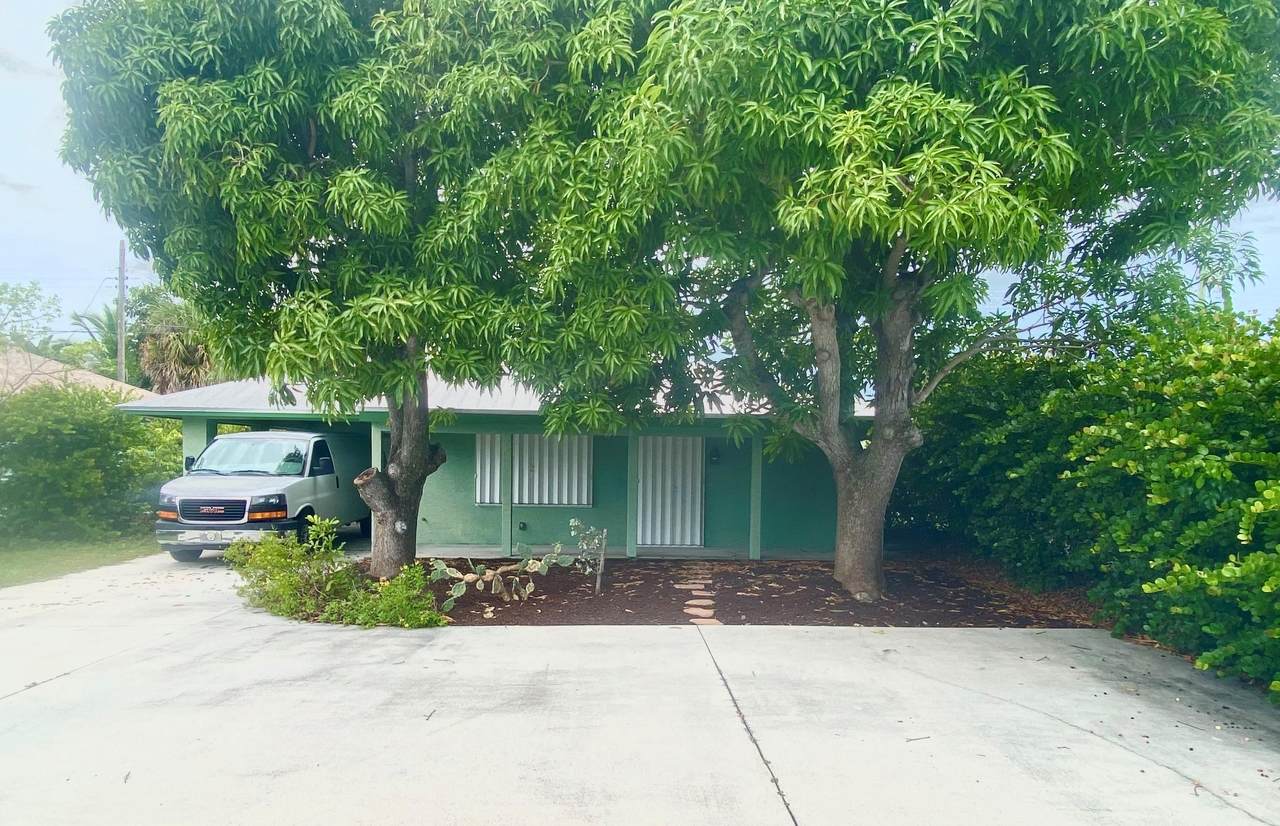 1425 Federal Highway - Photo 1