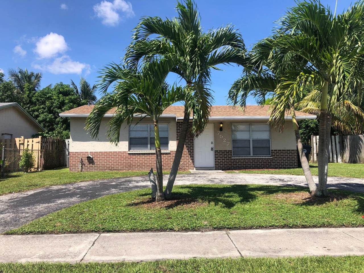 7527 Kimberly Boulevard - Photo 1