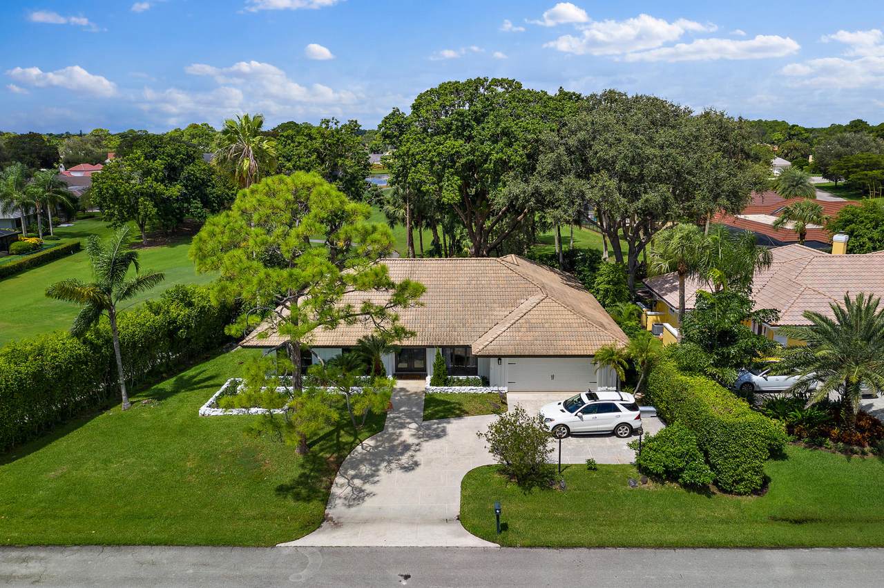 21 Thurston Drive - Photo 1