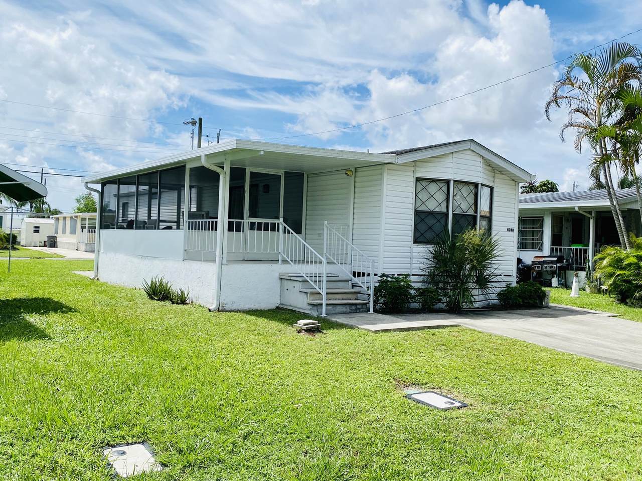 4040 88th Court - Photo 1